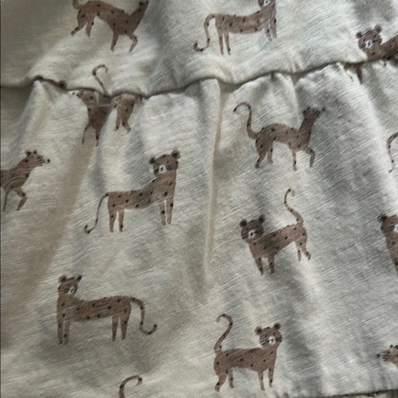 Rylee + Cru Cream Tiger Print Dress/Tunic little girls with Ruffle Sleeves - Picture 3 of 4